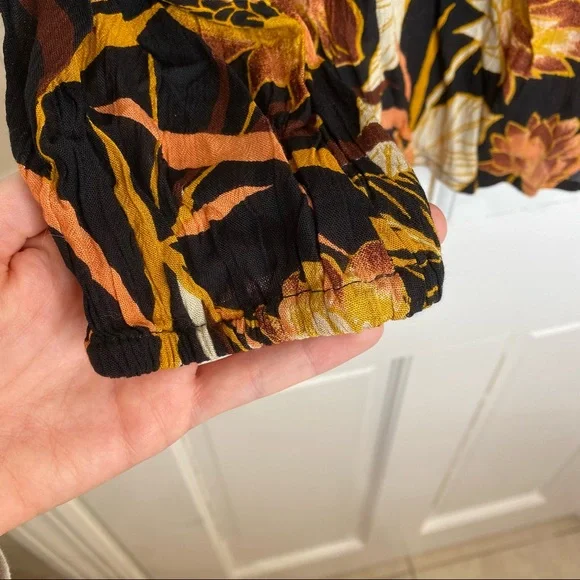 SOLD🖤Billabong Ella Bella Black & Orange Floral Fall Peasant Top Small New - Picture 6 of 16